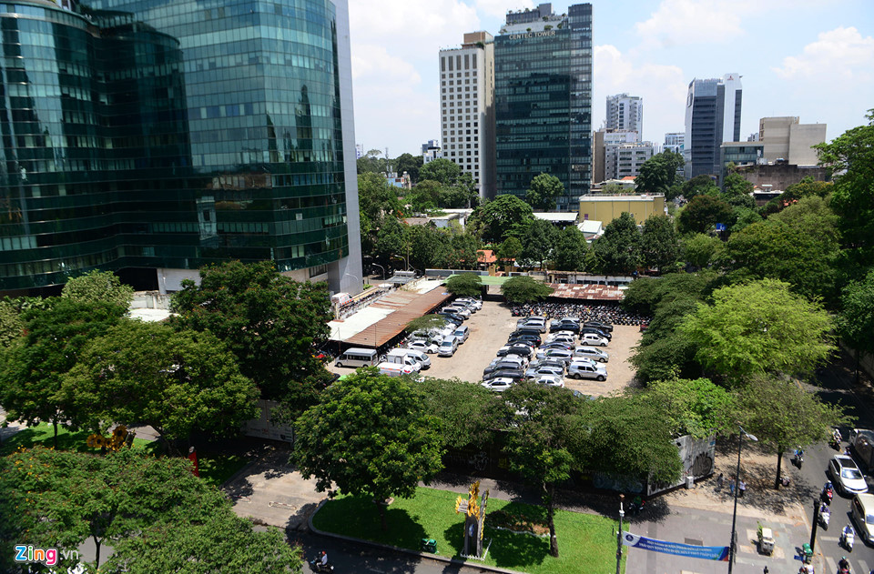 Cận cảnh khu đất 3 mặt tiền gần 5.000 m2 bị bán rẻ ở trung tâm Sài Gòn